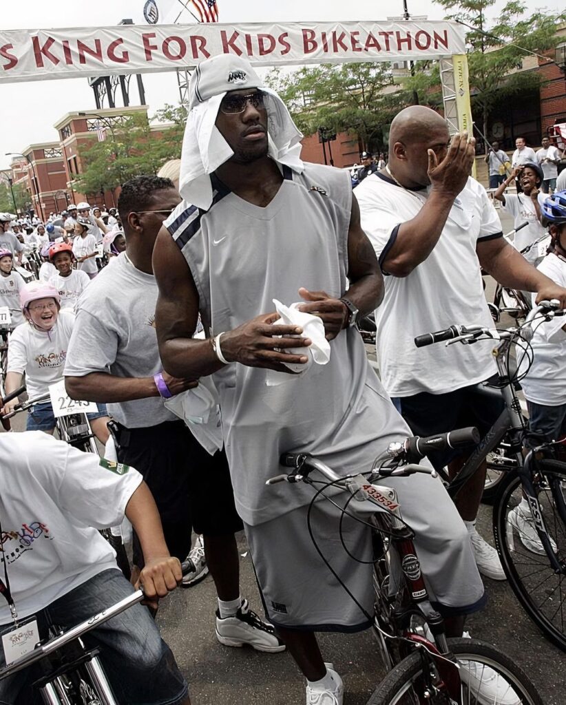 lebron james cannondale bike